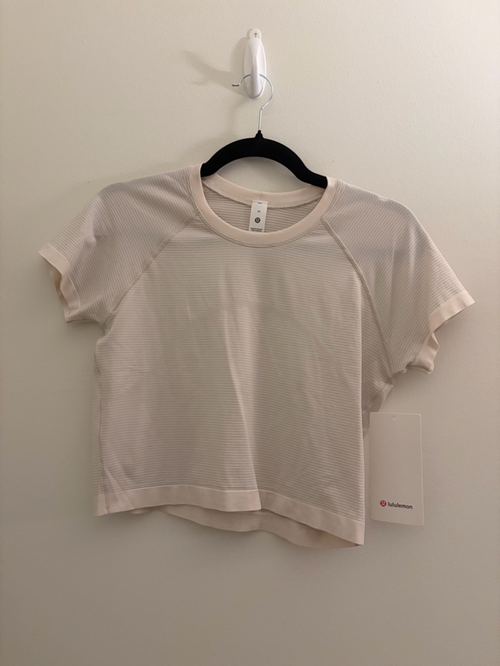 lululemon athletica Light Beige Cropped Swiftly Tech